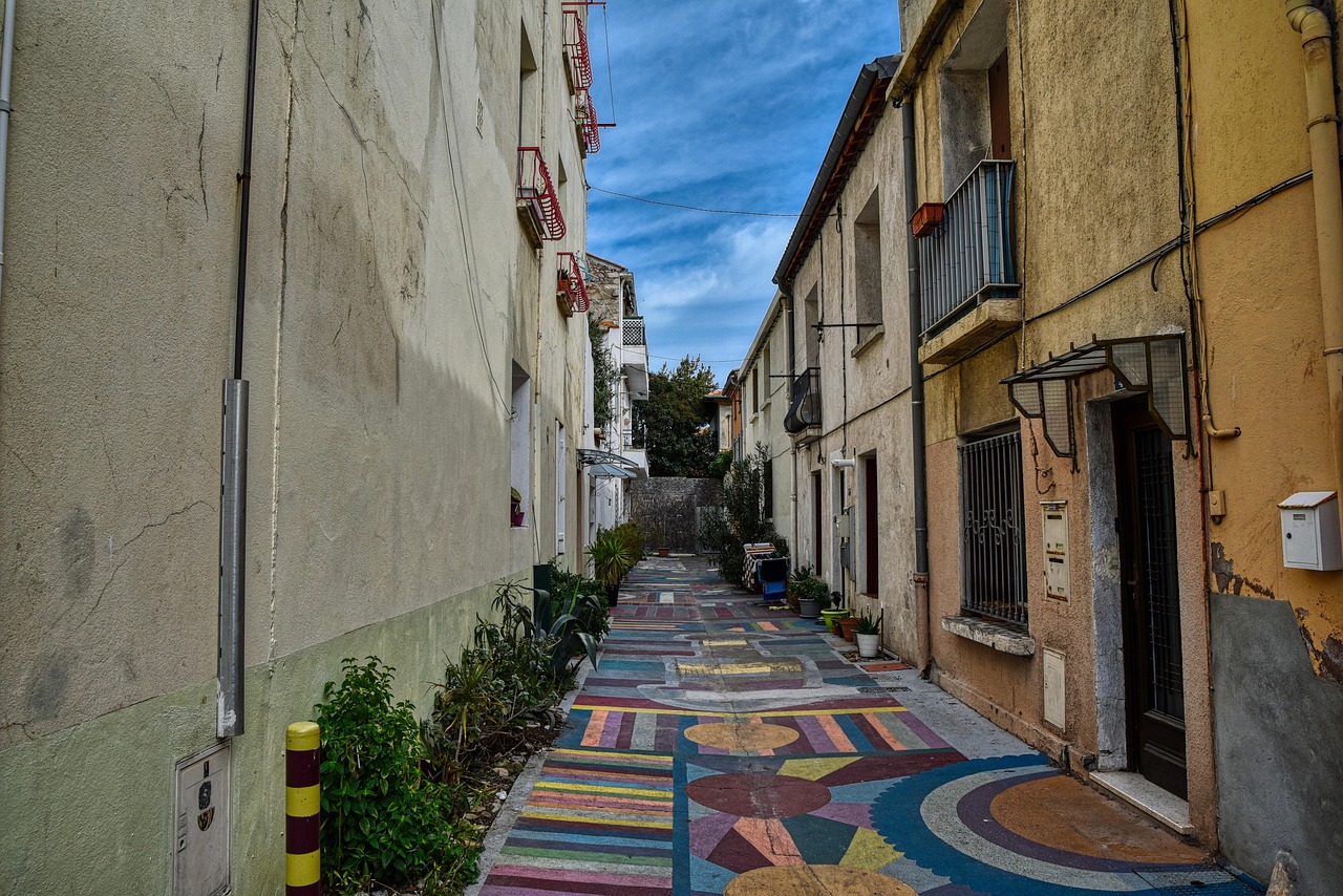 Street - free online jigsaw puzzle photo