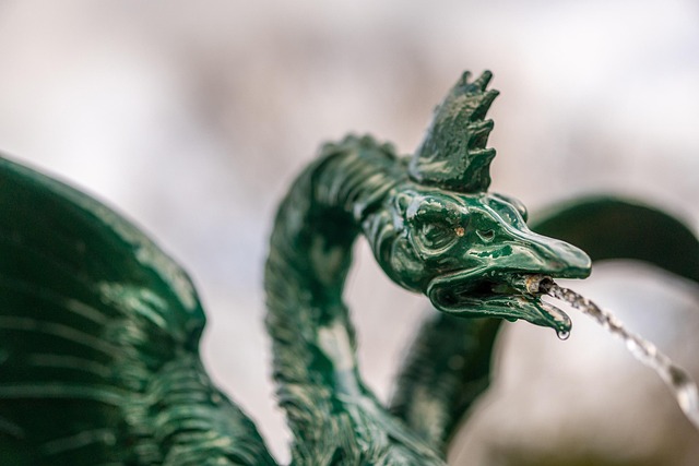 Free Sculpture Bokeh photo and picture