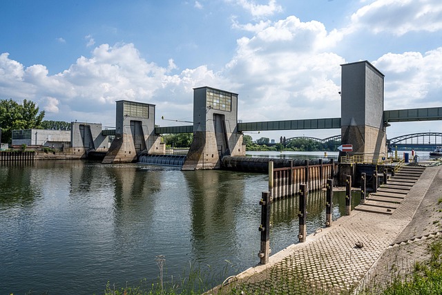 Free Main Lock photo and picture
