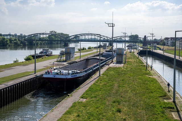 Free Kostheim Mainz-Kostheim photo and picture