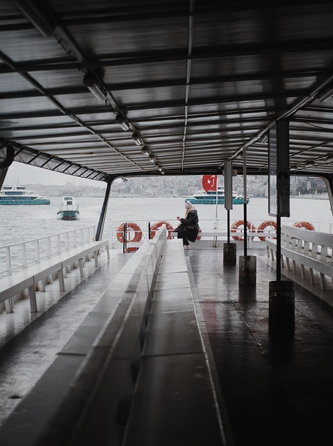 Istanbul, Kalkun, Færge, By