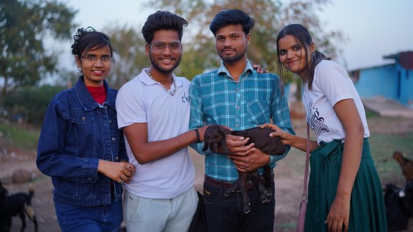 Sonam Prajapati, Dosti, Freundschaft