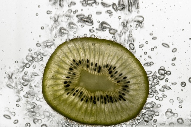 Kiwi, Fruit, Water, Bubbels, Vers, Plons