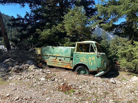 Free Abandoned Car Old Car photo and picture