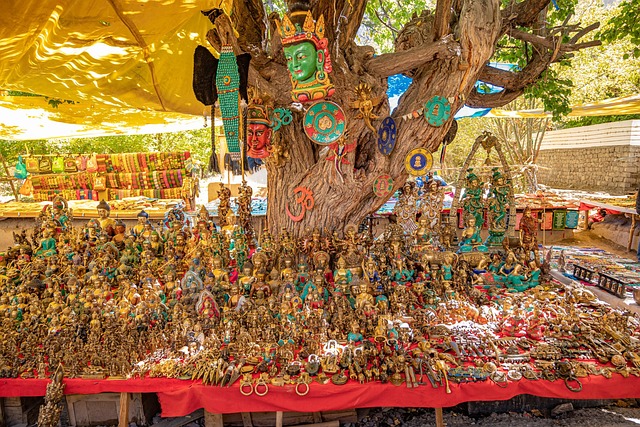 Free Souvenir Statue photo and picture