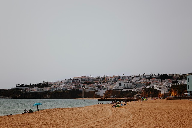 Free Beach Albufeira photo and picture