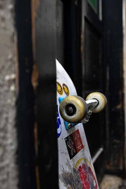 Free Skate Skateboard photo and picture