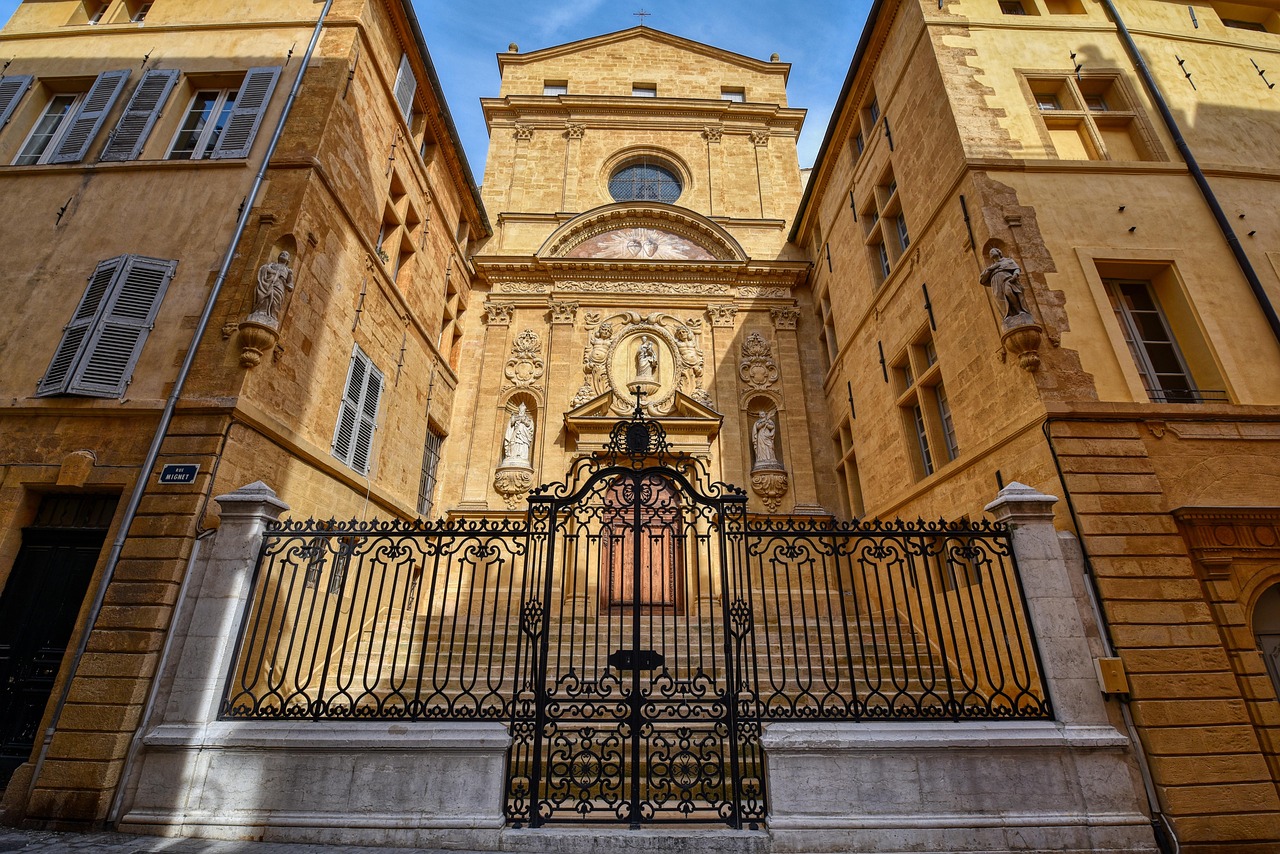 Church - free online jigsaw puzzle photo