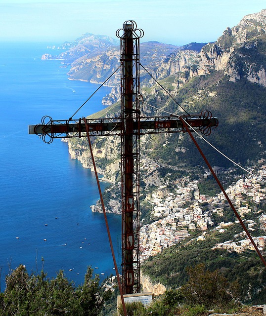 Kreuzen, Positano, Italien, Nocell