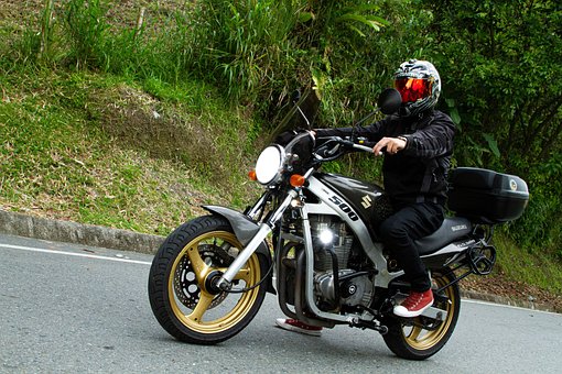 Free Motorcycle Suzuki photo and picture