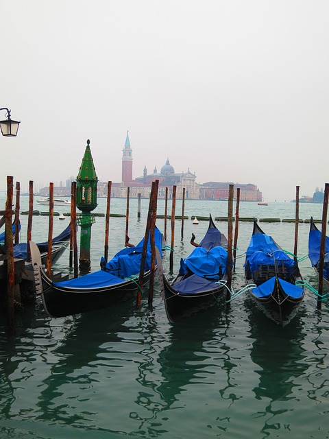 Venecia, Italia, Góndolas, Canal