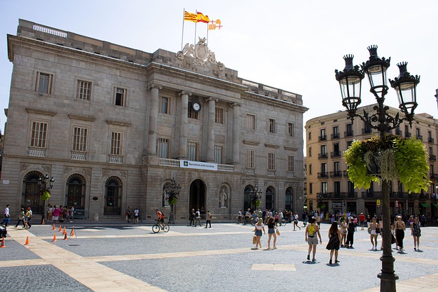 Free Fuentes De Montjuic photo and picture