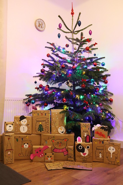 Weihnachten, Geschenke, Baum