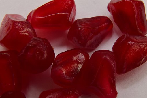 Free Garnet Fruit photo and picture