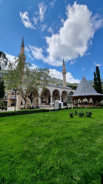 Free Amasya Green River photo and picture