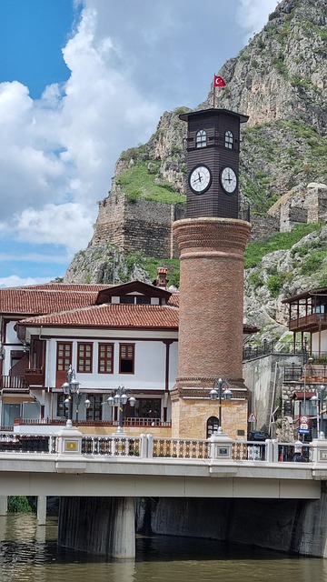 Free Amasya Waterfront Houses photo and picture