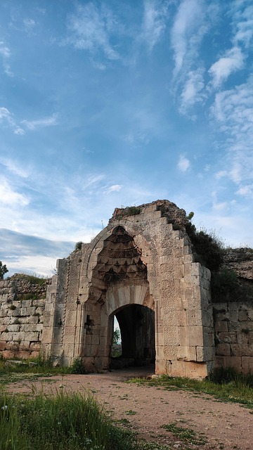 Free Date Architectural photo and picture