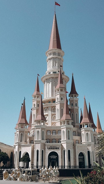 Free Palace Building photo and picture