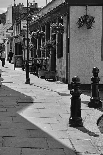 Free Pub Street illustration and picture