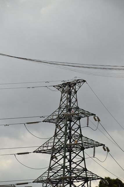 Telefonmasten, Bewölkter Tag