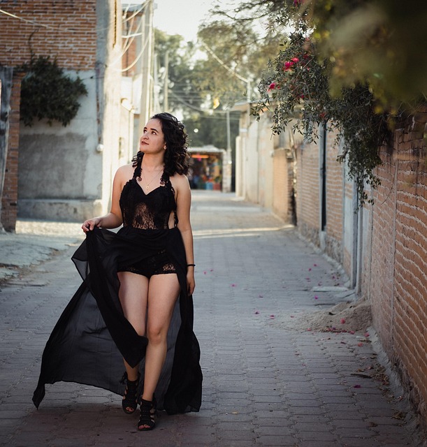 Free Latina Beauty photo and picture