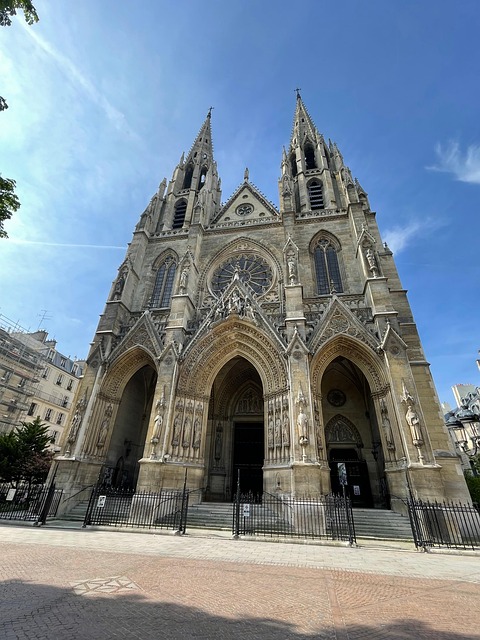 Free Cathedral Paris photo and picture
