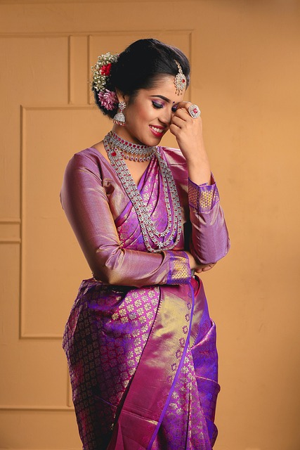 Free Saree Indian photo and picture