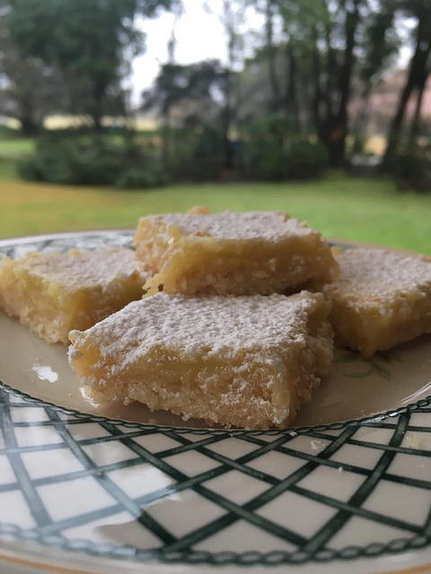 Free Baking Lemon photo and picture