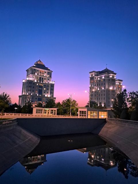 Free Buildings City photo and picture
