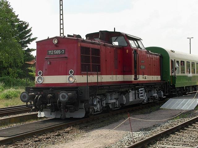 Roco - 70767 Locomotiva diesel DB AG BR 218, livrea rossa con tetto