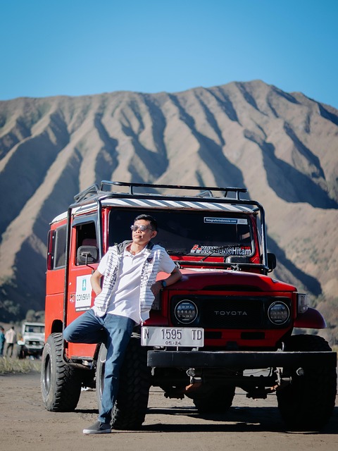 Free Man Jeep photo and picture