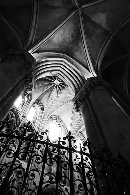 Kathedrale, Lisieux, Saint-Pierre