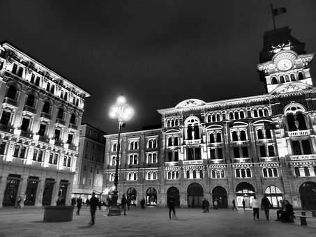 Free Trieste City Square photo and picture