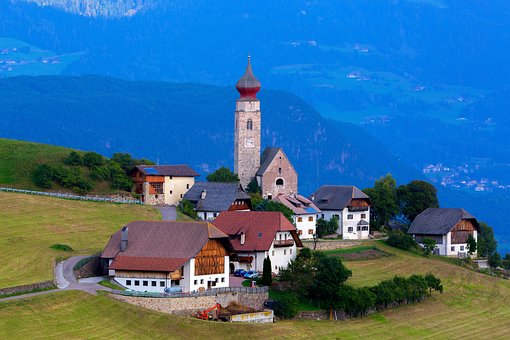 Free Village Ritten photo and picture