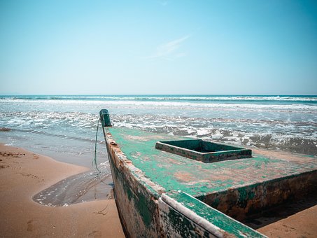 Free Barca Sea photo and picture