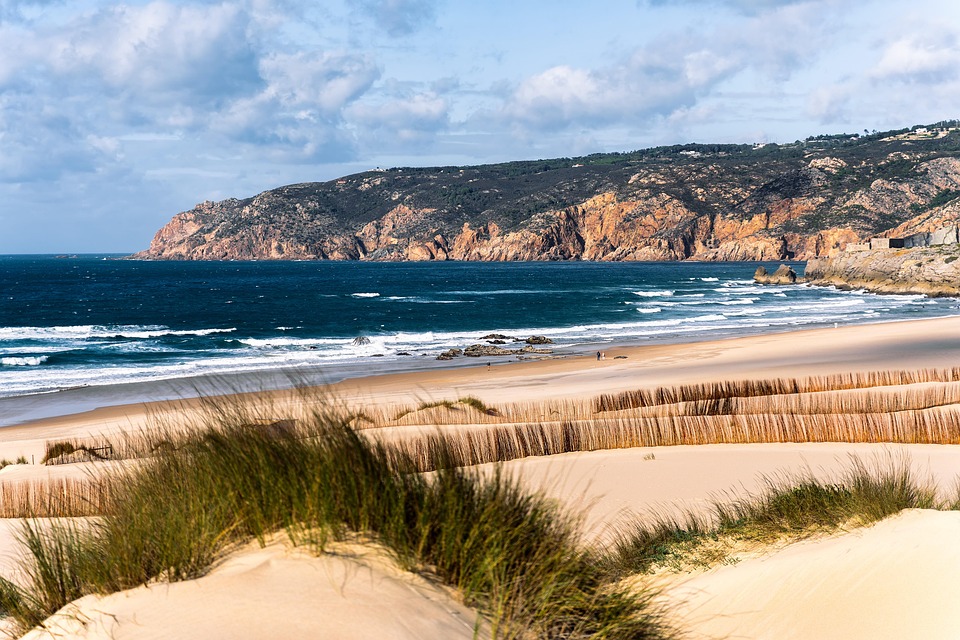 Embrace the Open Road: An Adventurous Itinerary Across Portugal