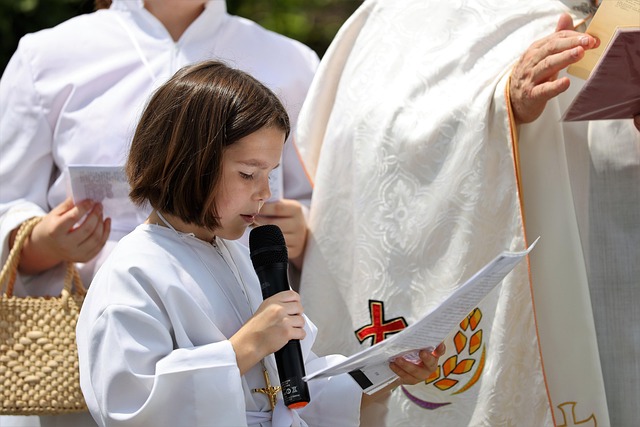 Free Corpus Christi Feast Girl Speech photo and picture