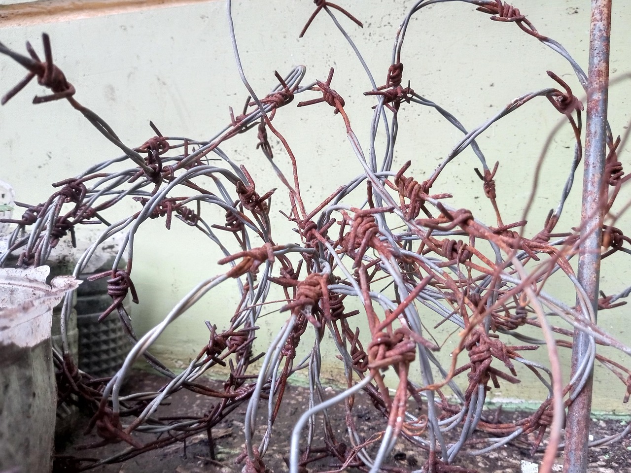 Wire Wall House - Free photo on Pixabay - Pixabay