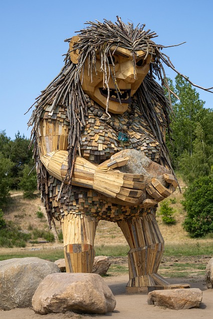 O Helle, Troll, Tomas Damsbo, Escultura