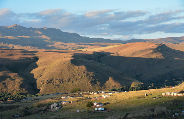 Pueblo, Montañas, Paisaje, Otoño