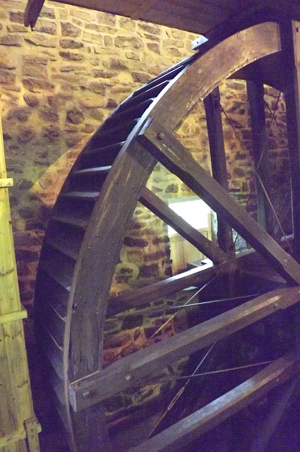 Free Wheel Mill photo and picture