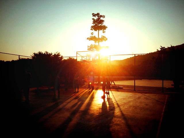 Basketball, Die Untergehende Sonne