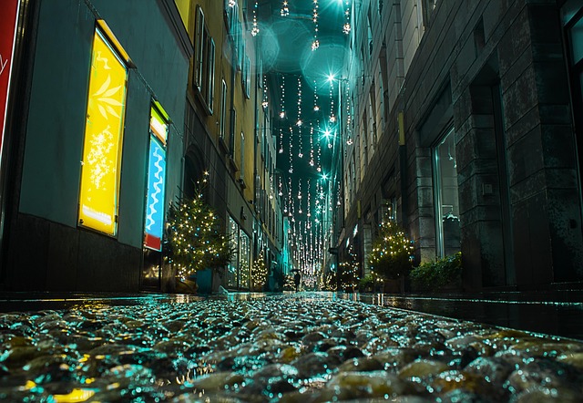 Bergamo, Italien, Regen, Weihnachtsbaum
