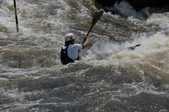 Free Kayak Slalom photo and picture