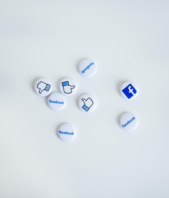 Marketing, Mass-Media, Poster, Facebook