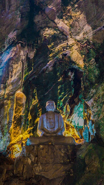 Free Vietnam Statue photo and picture