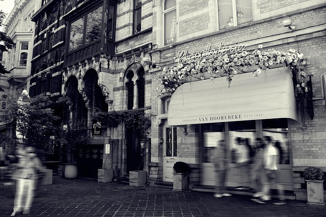 Cafe, Patisserie, Mensen, Straat