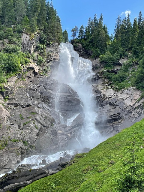 Free Waterfall Criminal photo and picture