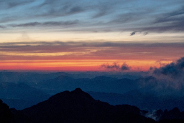 Free Mount Huangshan Huangshan photo and picture