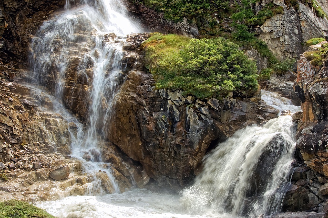 Rocks - free online jigsaw puzzle photo